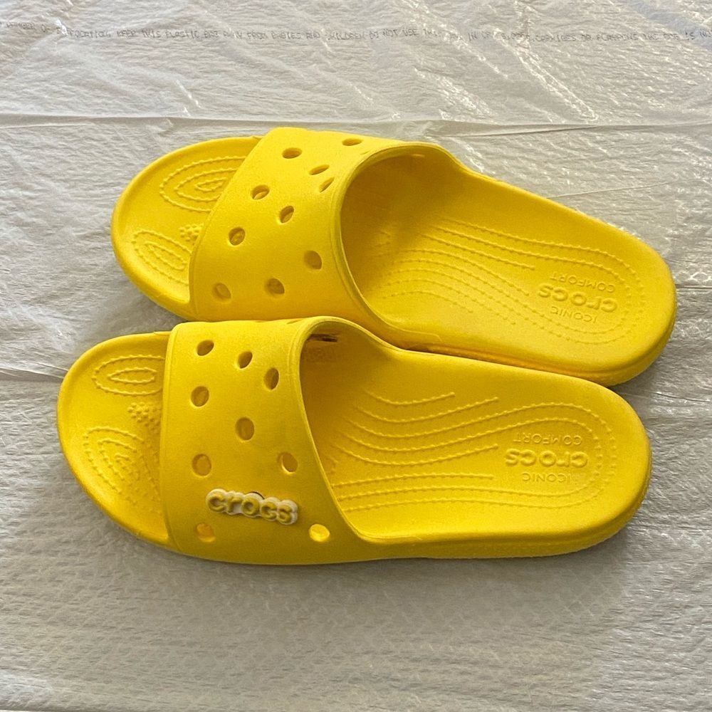 Crocs Unisex Yellow Slide Sandals Size W 10 M 8 - Picture 2 of 8